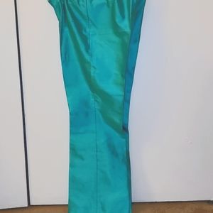 100% Silk pant, Size 8 Length 29